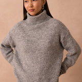 Pull Suzie Gris