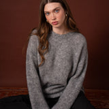 Pull Mao Gris